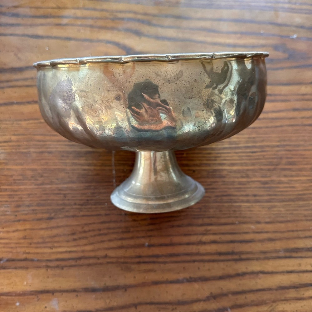 Gold metal home decor bundle - Picture 4 of 8